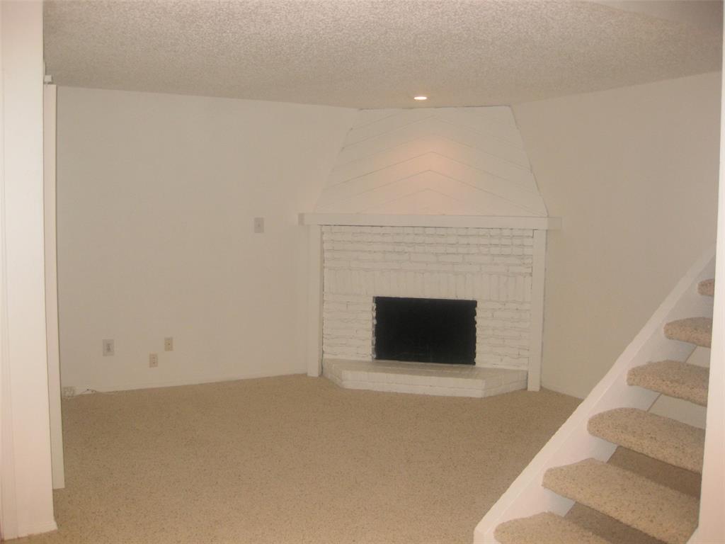 5630 Spring Valley Road, Unit 30C Dallas, TX 75254 - Photo 4 of 10