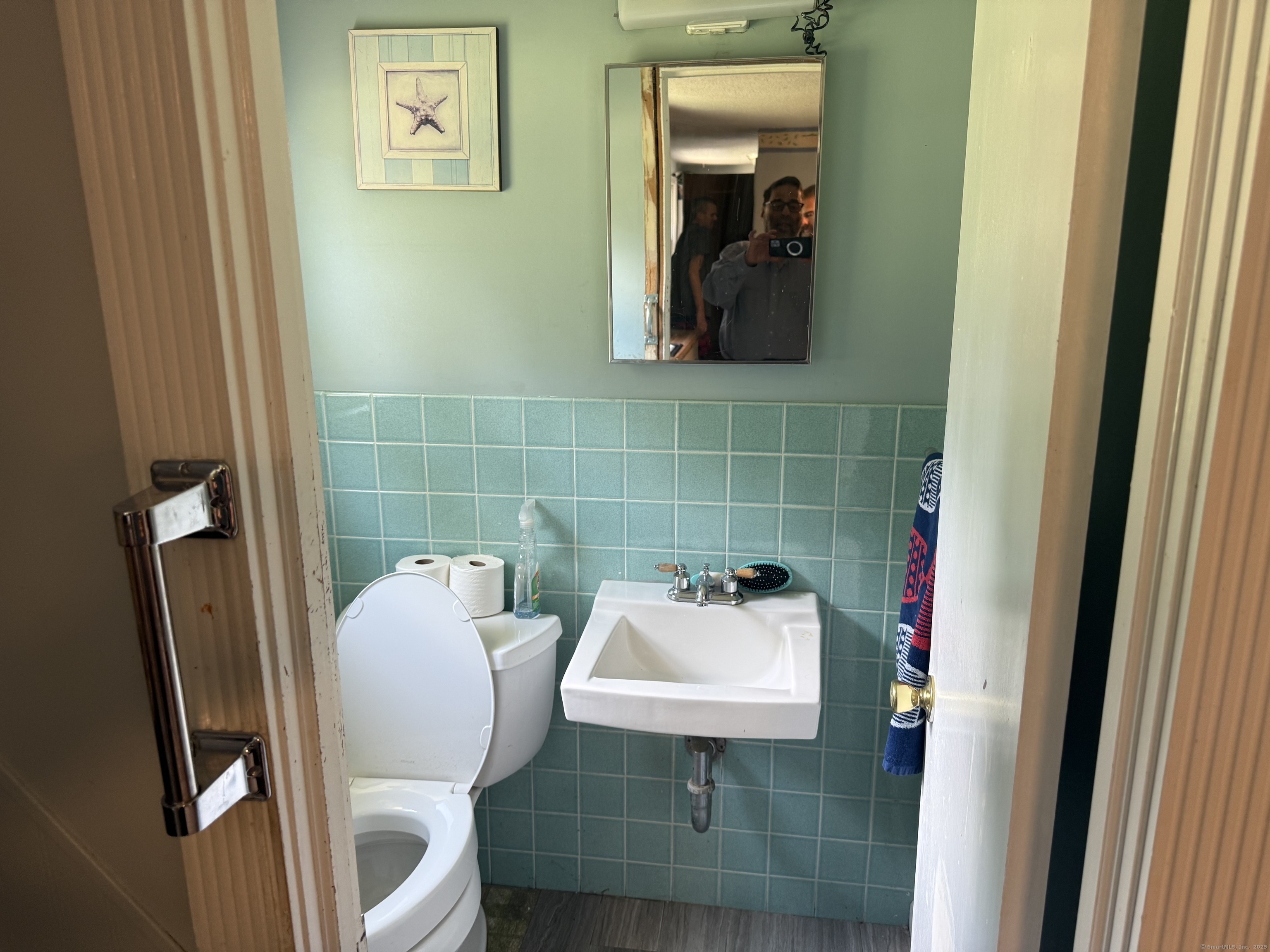 39 Old Kennedy Road Windsor, CT 06095 - Photo 7 of 11