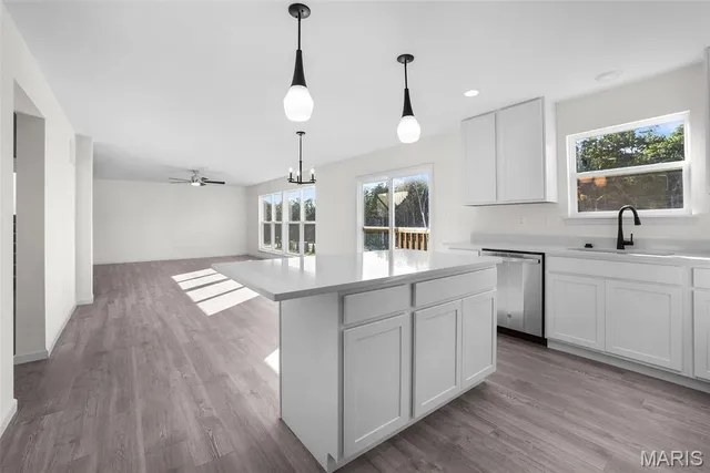 $443,366 | 242 Noser Drive, Florissant, MO 63031