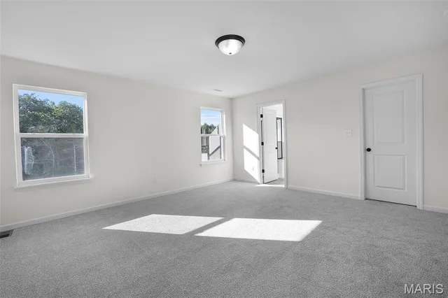 $443,366 | 242 Noser Drive, Florissant, MO 63031