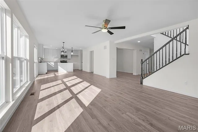 $443,366 | 242 Noser Drive, Florissant, MO 63031