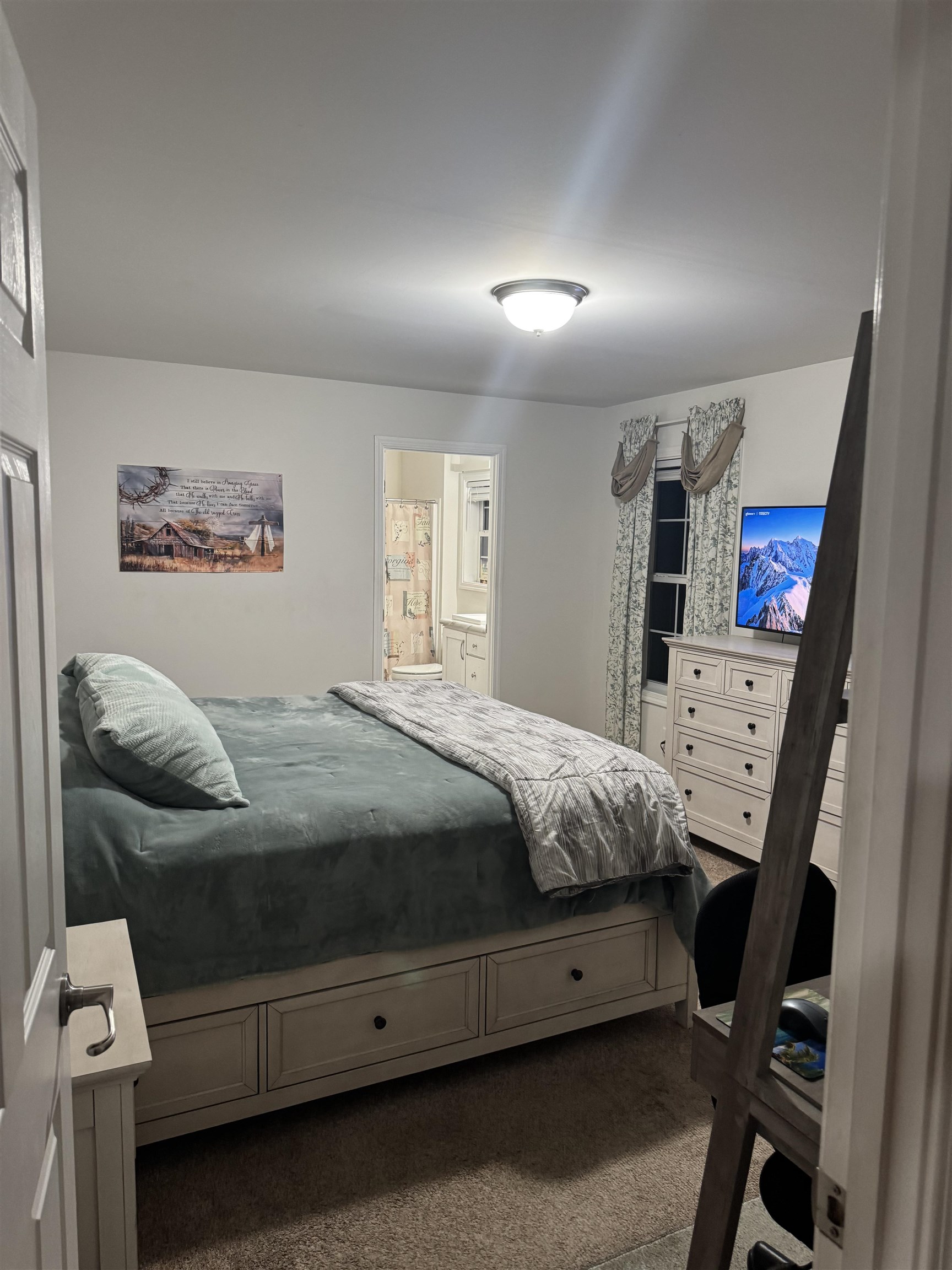 4 Manorcrest Drive Nashua, NH 03062 - Photo 21 of 39