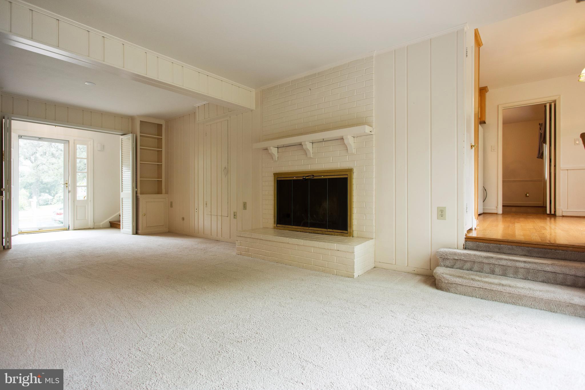 7617 Range Road Alexandria, VA 22306 - Photo 12 of 29 Family Room