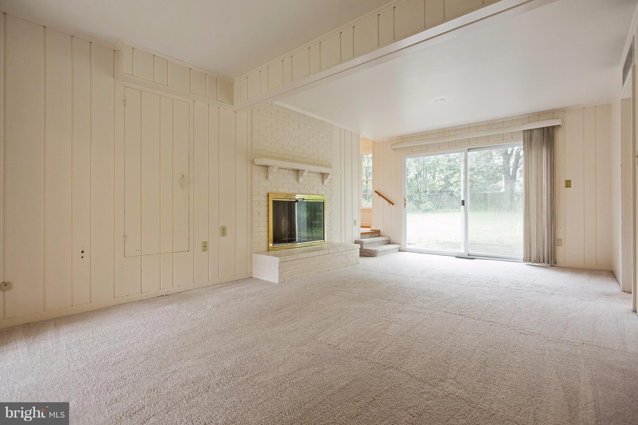 7617 Range Road Alexandria, VA 22306 - Photo 13 of 29 Family Room