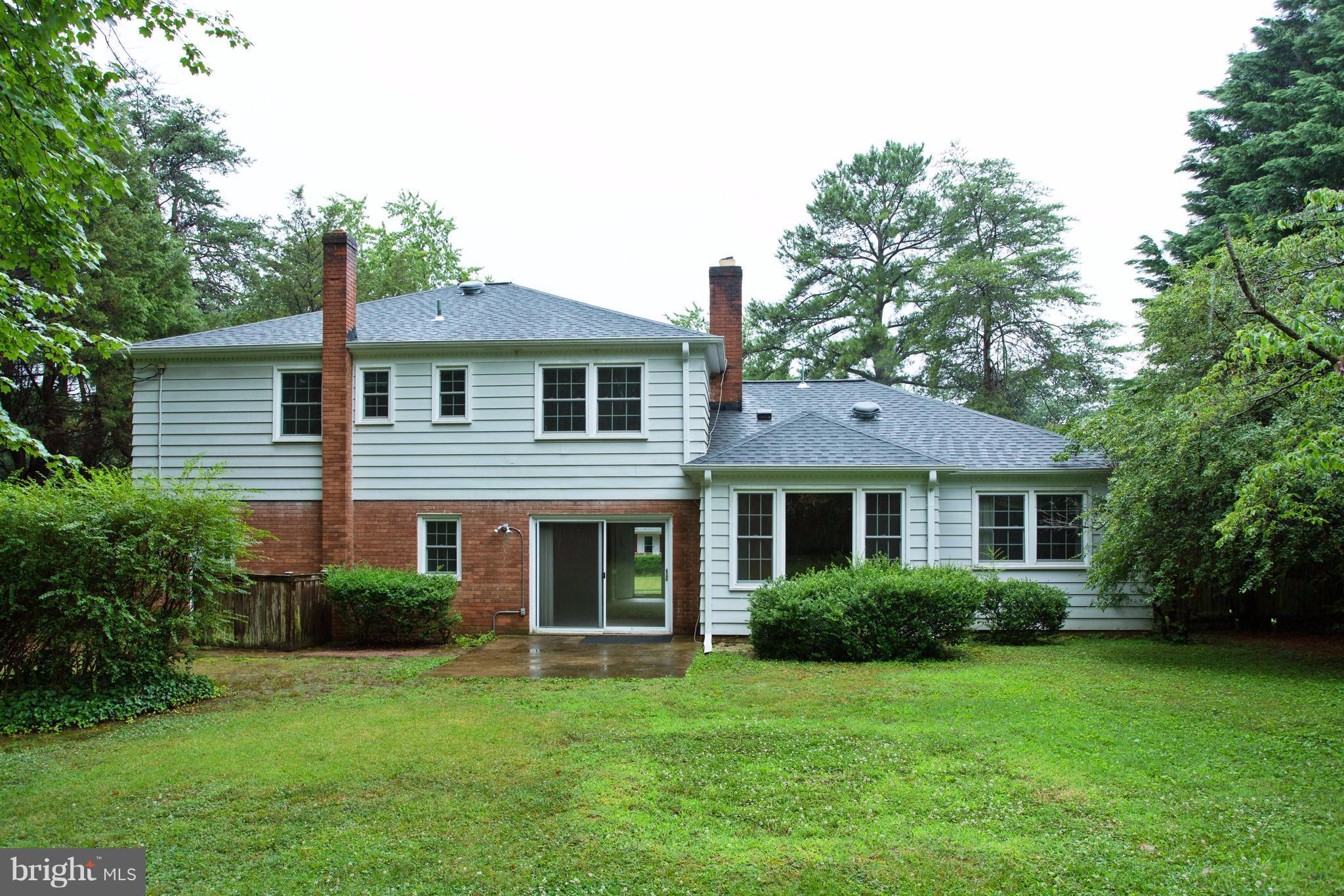 7617 Range Road Alexandria, VA 22306 - Photo 26 of 29 Exterior (Rear)