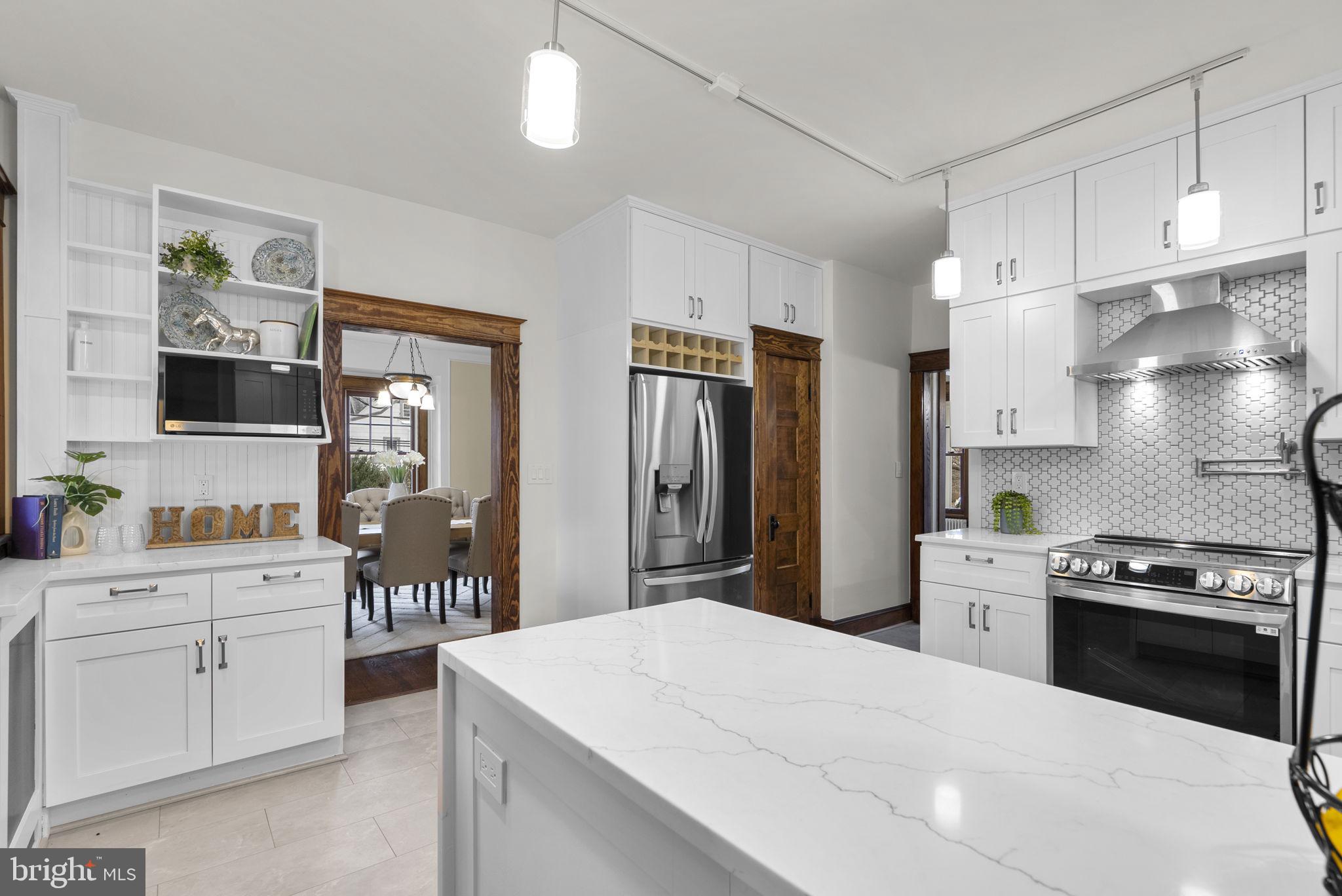 9403 Warren Street Silver Spring, MD 20910 - Photo 6 of 46