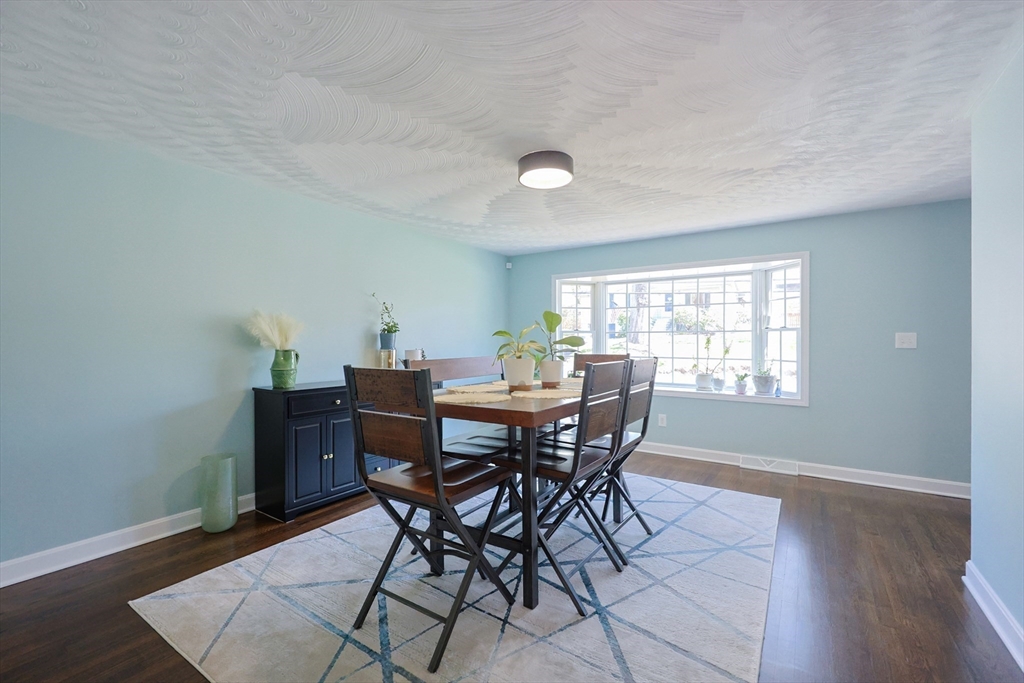 38 Farm Street Bellingham, MA 02019 - Photo 19 of 41 Gallery Image 19