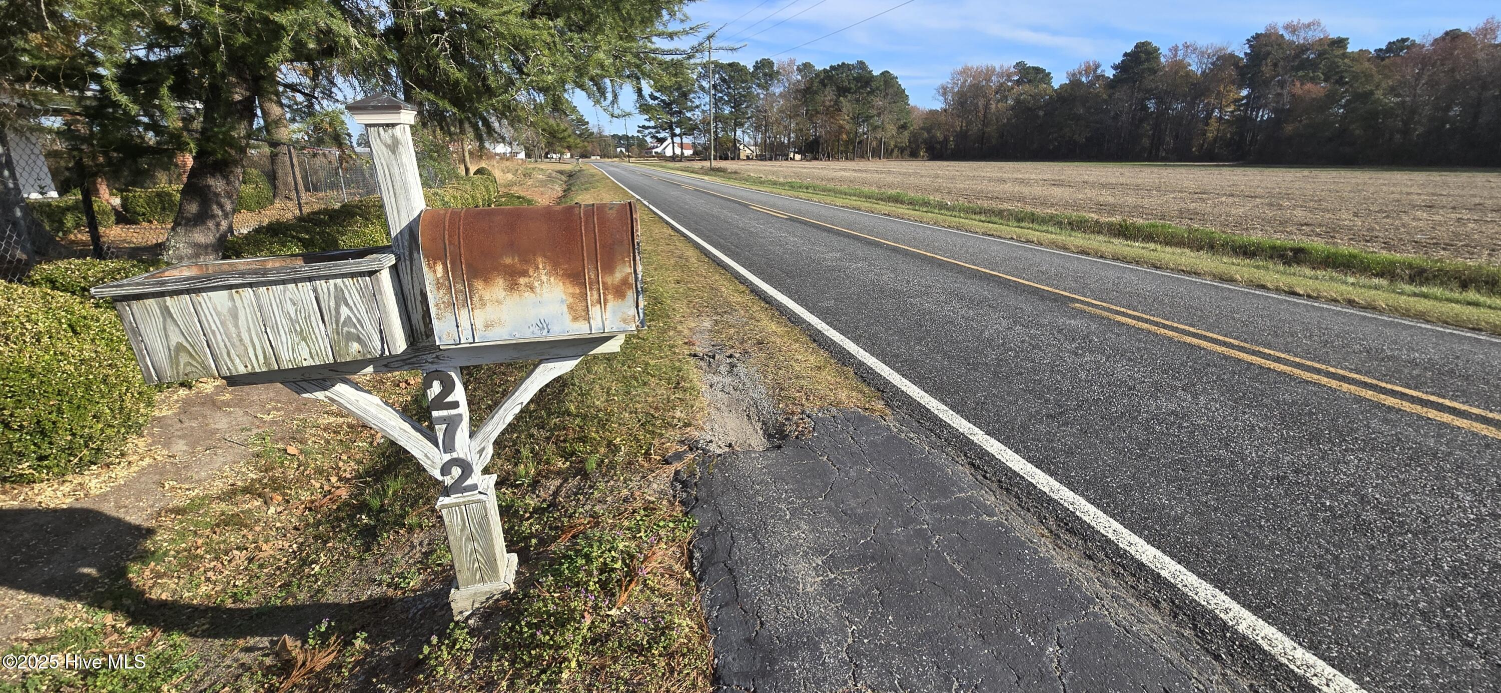272 West Littlefield Road Ayden, NC 28513 - Photo 2 of 39 20251118_141610