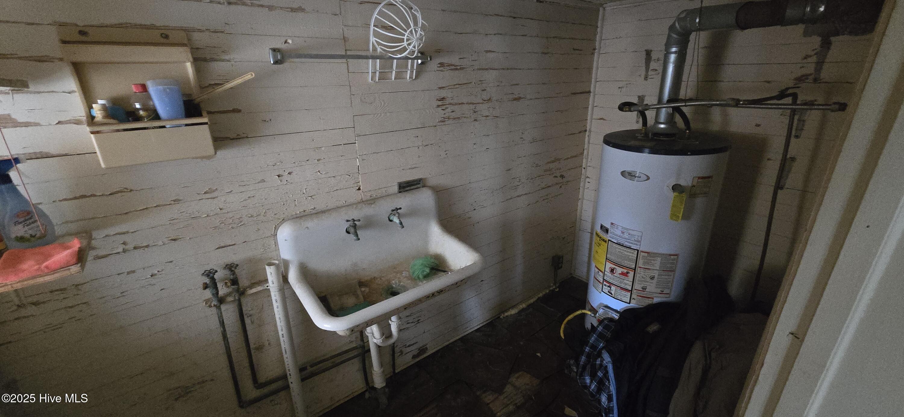 272 West Littlefield Road Ayden, NC 28513 - Photo 27 of 39 20251118_140701