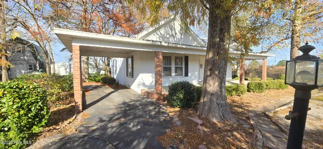 $99,000 | 272 West Littlefield Road, Ayden, NC 28513