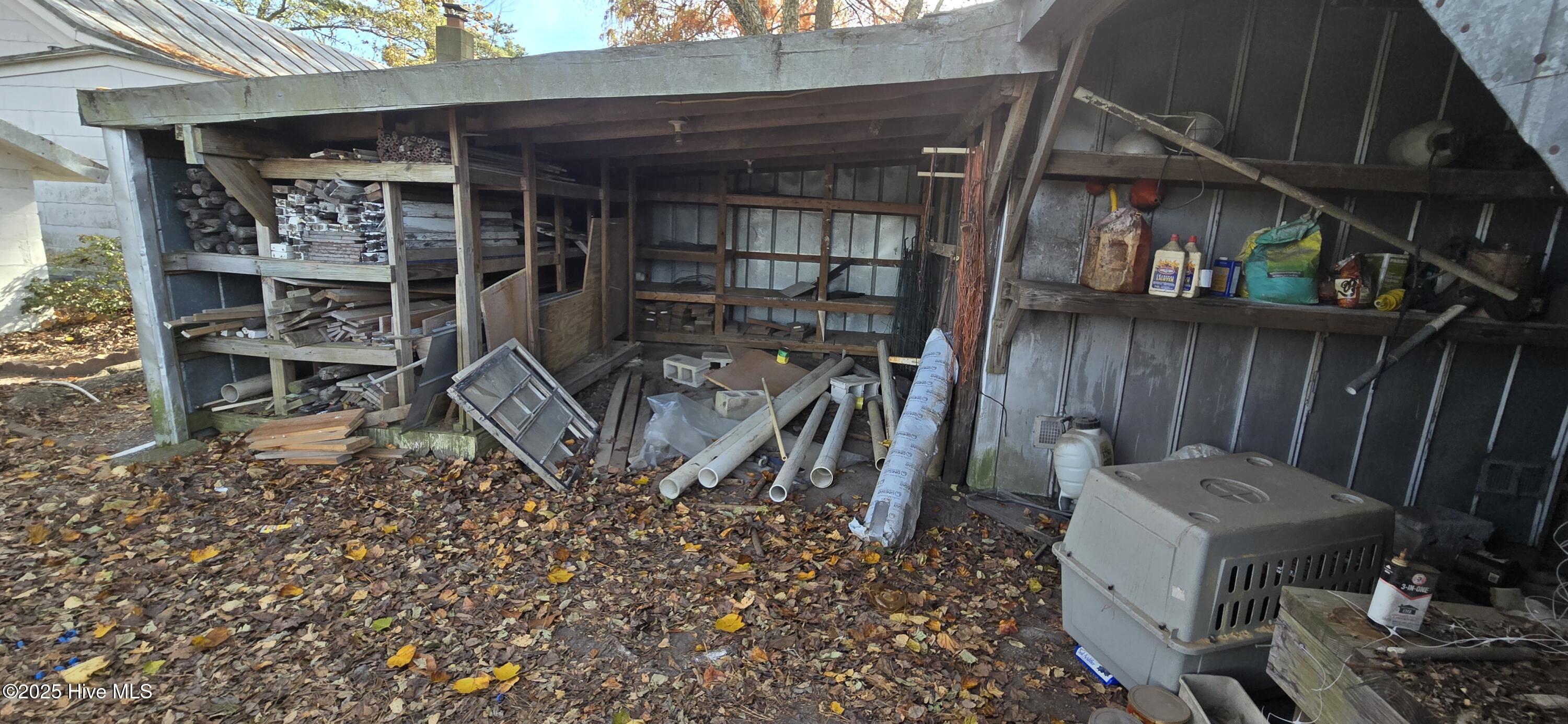 272 West Littlefield Road Ayden, NC 28513 - Photo 7 of 39 20251118_135911