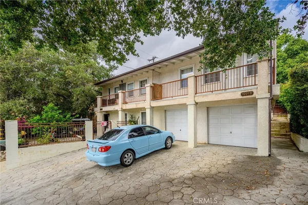 $949,000 | 10018 Tujunga Canyon Boulevard, Tujunga, CA 91042