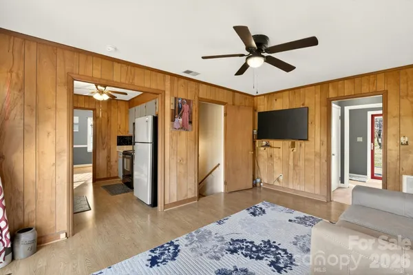 $344,900 | 708 Wilmore Street Northeast, Lenoir, NC 28645