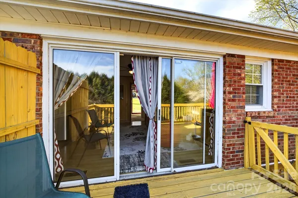 $344,900 | 708 Wilmore Street Northeast, Lenoir, NC 28645