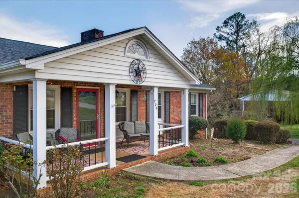 $344,900 | 708 Wilmore Street Northeast, Lenoir, NC 28645