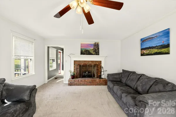 $344,900 | 708 Wilmore Street Northeast, Lenoir, NC 28645