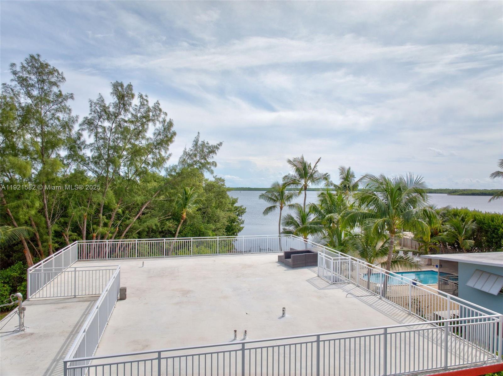 360 Sound Drive Key Largo, FL 33037 - Photo 28 of 43 rooftop deck