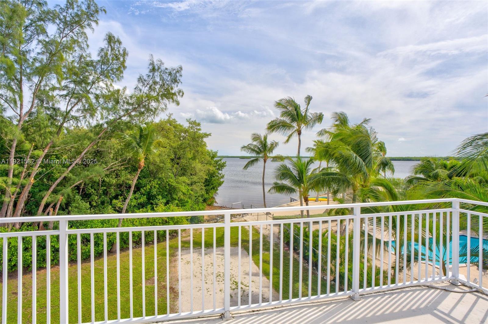 360 Sound Drive Key Largo, FL 33037 - Photo 37 of 43