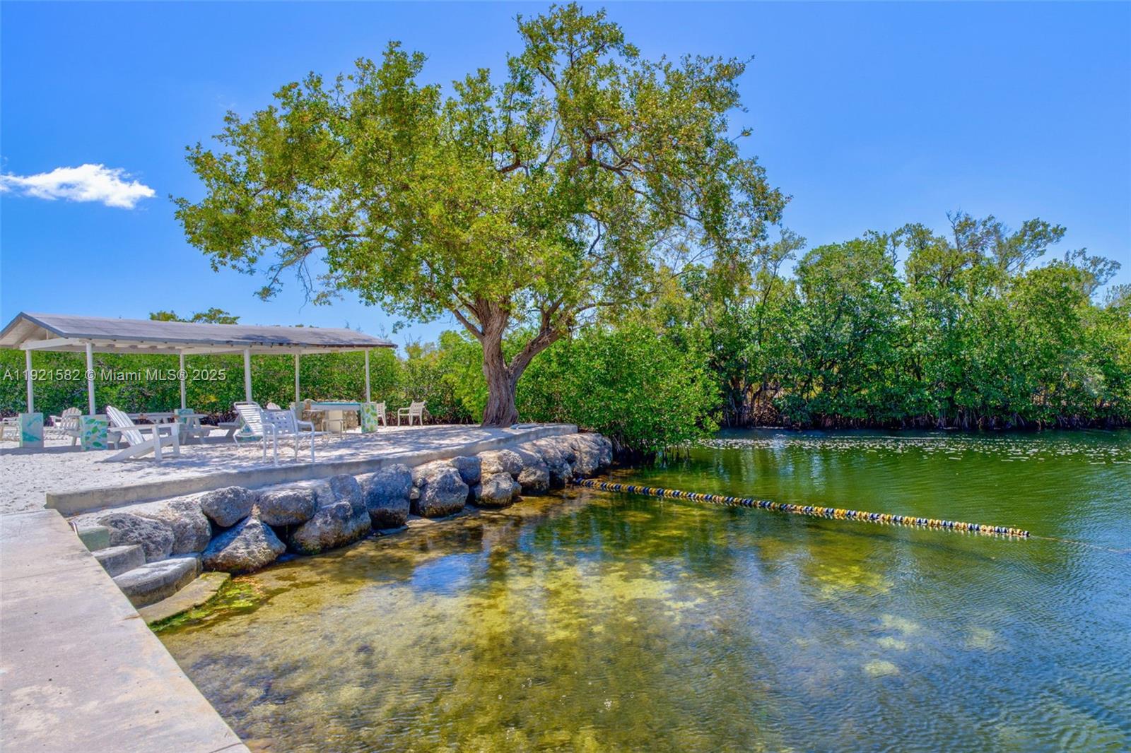 360 Sound Drive Key Largo, FL 33037 - Photo 41 of 43 HOA dockage