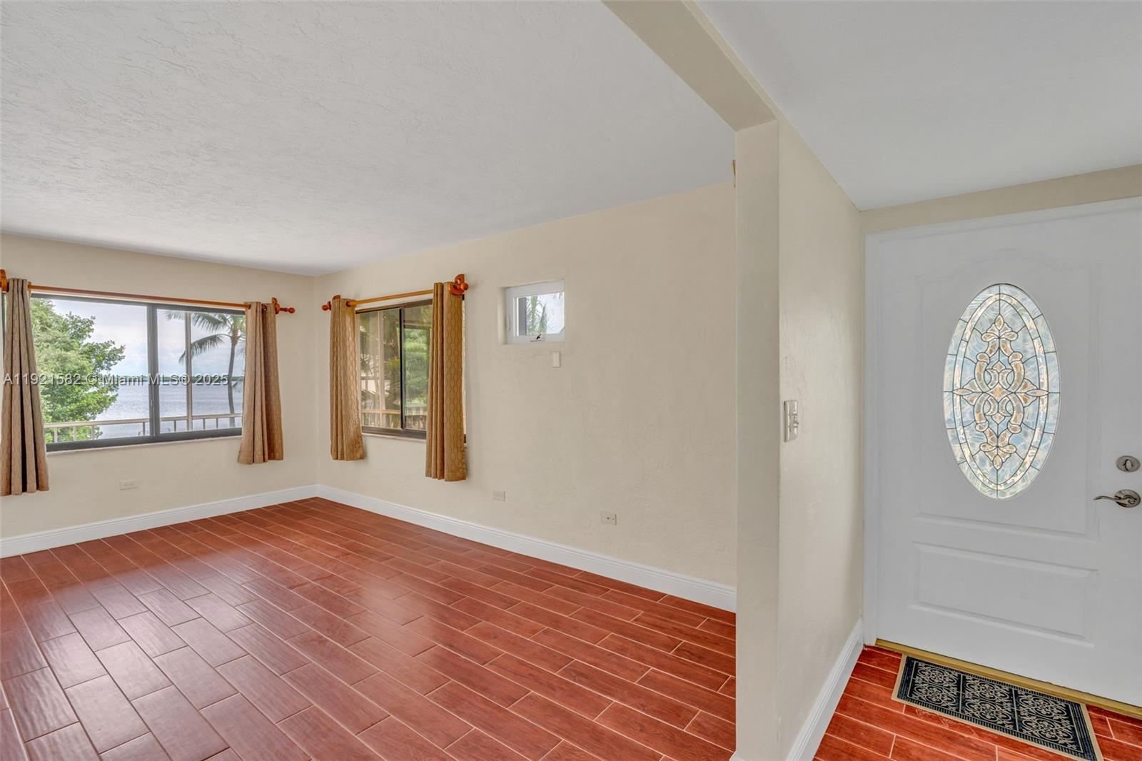 360 Sound Drive Key Largo, FL 33037 - Photo 6 of 43