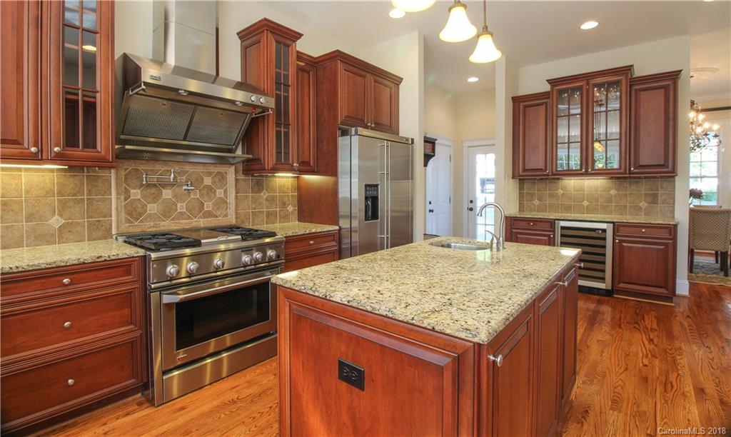 862 Stratford Run Drive Fort Mill, SC 29708 - Photo 10 of 36