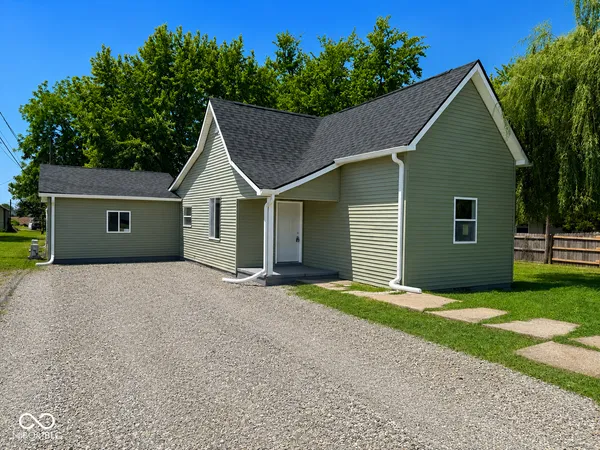 $234,900 | 102 Prairie Street, New Richmond, IN 47967