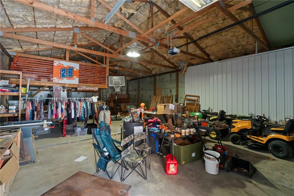 1407 Walnut Street Chillicothe, MO 64601 - Photo 11 of 33