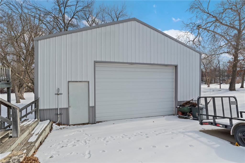 1407 Walnut Street Chillicothe, MO 64601 - Photo 10 of 33