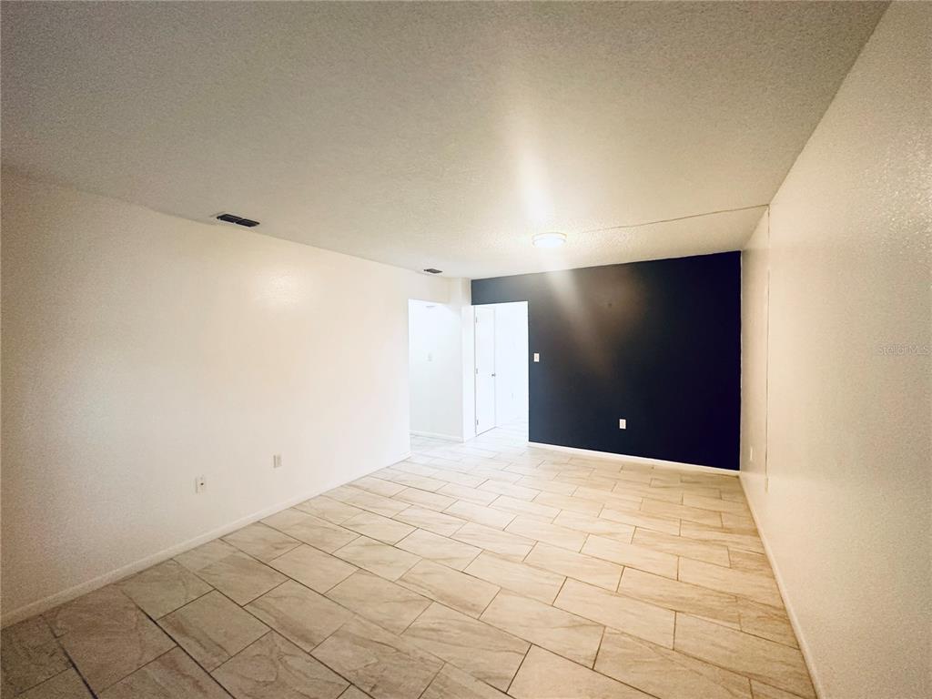 101 Lake Hunter Drive, Unit 15 Lakeland, FL 33803 - Photo 11 of 11