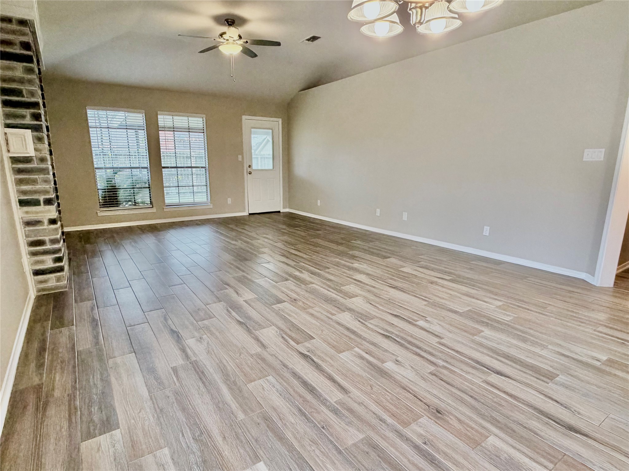 2712 Monroe Avenue Rosenberg, TX 77471 - Photo 11 of 25