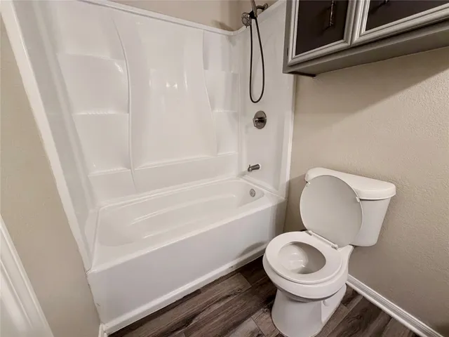 $1,700 | 2712 Monroe Avenue, Rosenberg, TX 77471