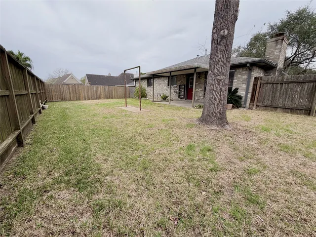 $1,700 | 2712 Monroe Avenue, Rosenberg, TX 77471