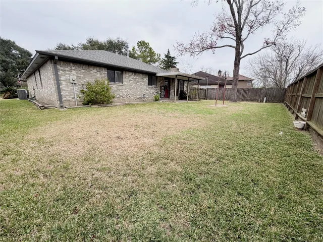 $1,700 | 2712 Monroe Avenue, Rosenberg, TX 77471
