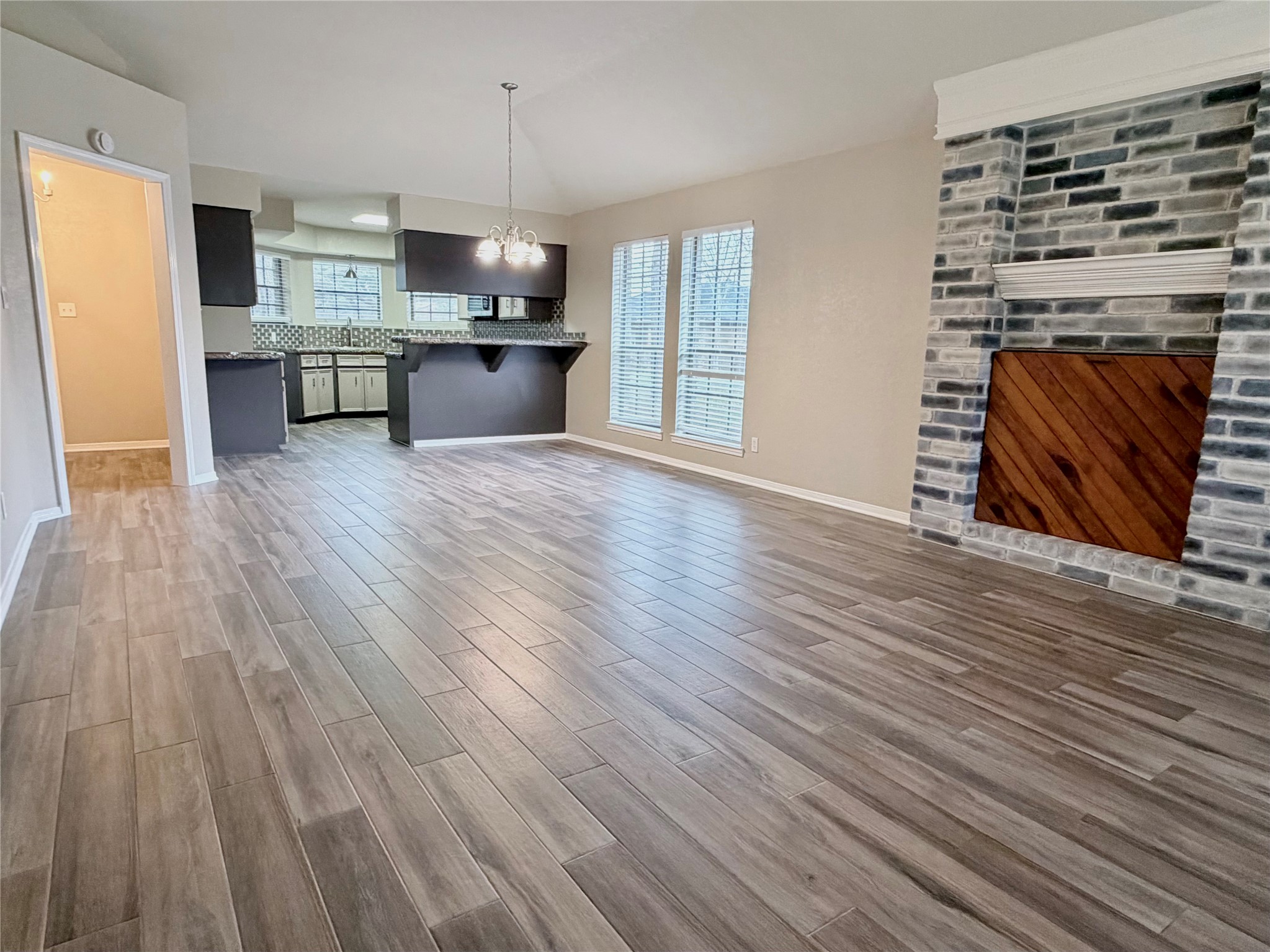 2712 Monroe Avenue Rosenberg, TX 77471 - Photo 10 of 25