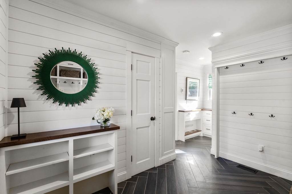 48 Patton Road Wellesley, MA 02482 - Photo 15 of 34