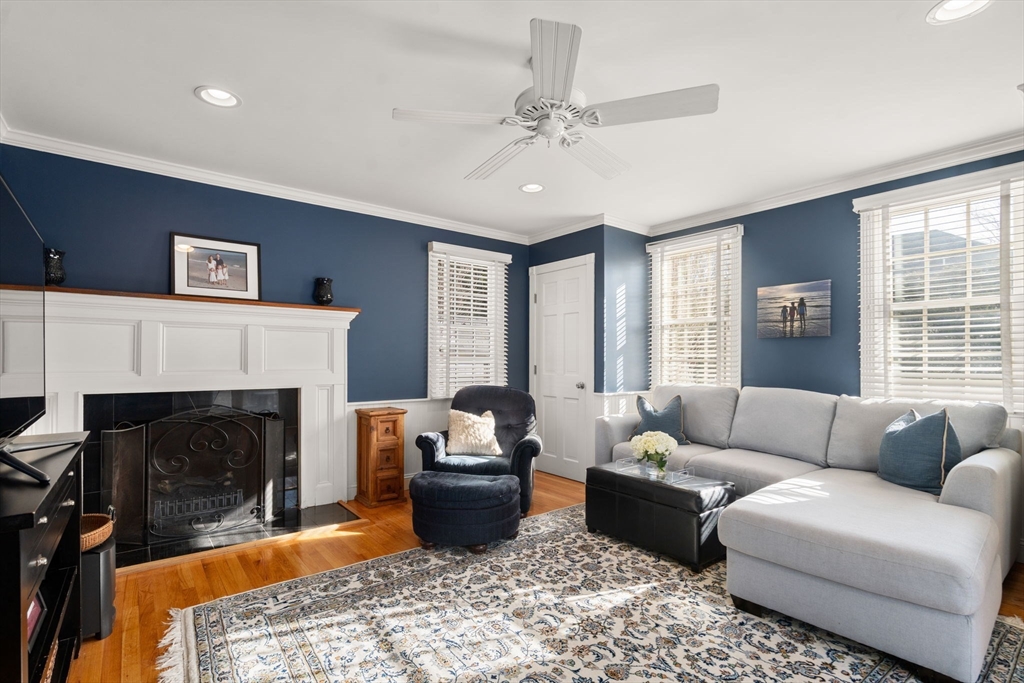 48 Patton Road Wellesley, MA 02482 - Photo 10 of 34