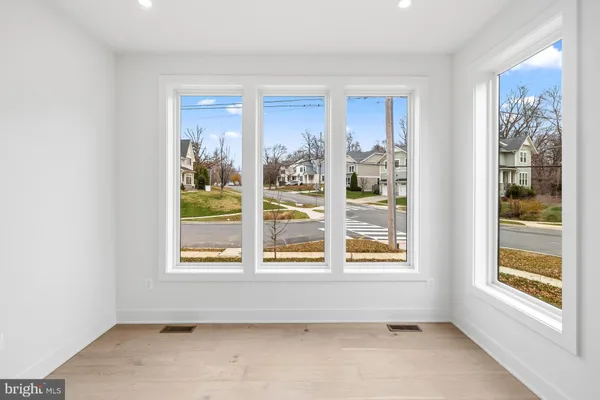 $2,485,000 | 719 Meadow Lane Southwest, Vienna, VA 22180