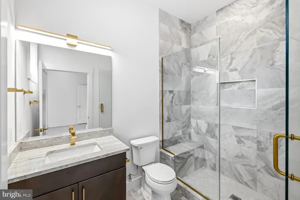 $2,485,000 | 719 Meadow Lane Southwest, Vienna, VA 22180