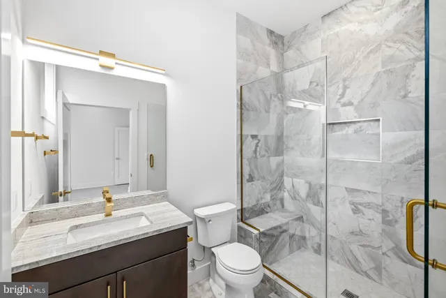 $2,485,000 | 719 Meadow Lane Southwest, Vienna, VA 22180