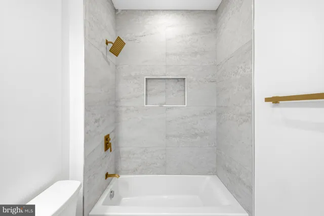 $2,485,000 | 719 Meadow Lane Southwest, Vienna, VA 22180