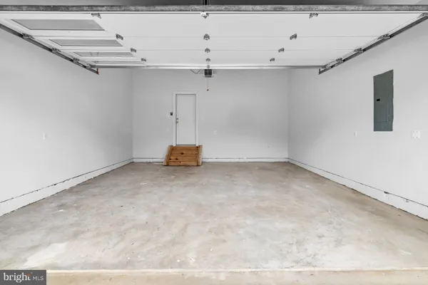 $2,485,000 | 719 Meadow Lane Southwest, Vienna, VA 22180