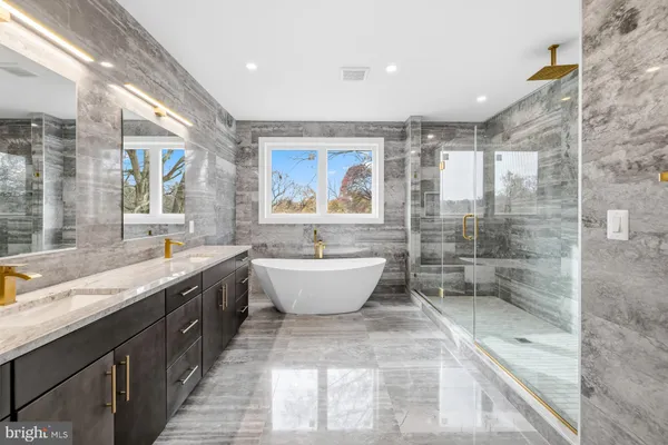 $2,485,000 | 719 Meadow Lane Southwest, Vienna, VA 22180