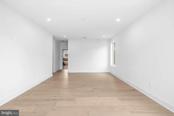 $2,485,000 | 719 Meadow Lane Southwest, Vienna, VA 22180