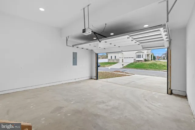 $2,485,000 | 719 Meadow Lane Southwest, Vienna, VA 22180