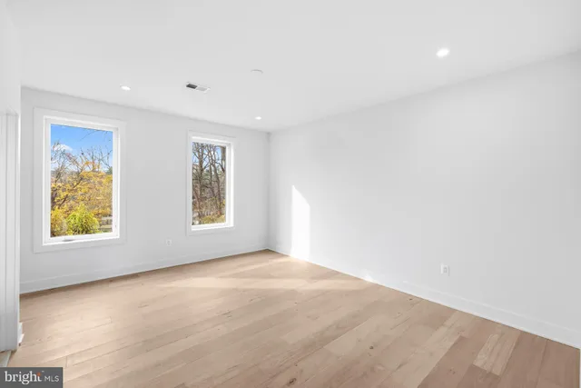 $2,485,000 | 719 Meadow Lane Southwest, Vienna, VA 22180