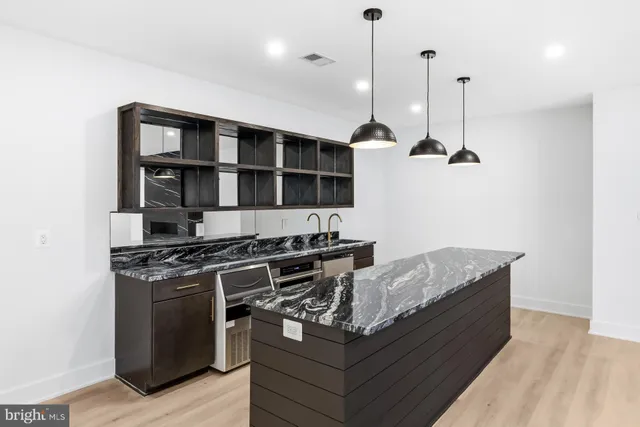 $2,485,000 | 719 Meadow Lane Southwest, Vienna, VA 22180