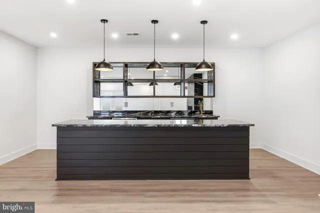 $2,485,000 | 719 Meadow Lane Southwest, Vienna, VA 22180