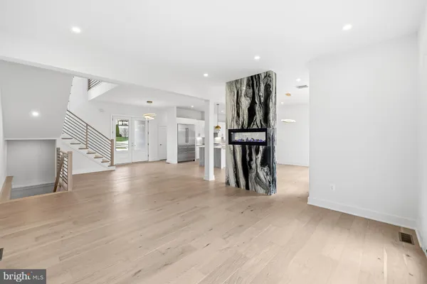 $2,485,000 | 719 Meadow Lane Southwest, Vienna, VA 22180