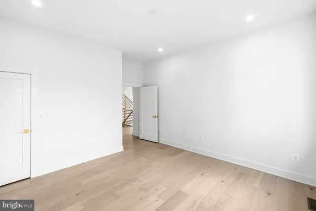 $2,485,000 | 719 Meadow Lane Southwest, Vienna, VA 22180