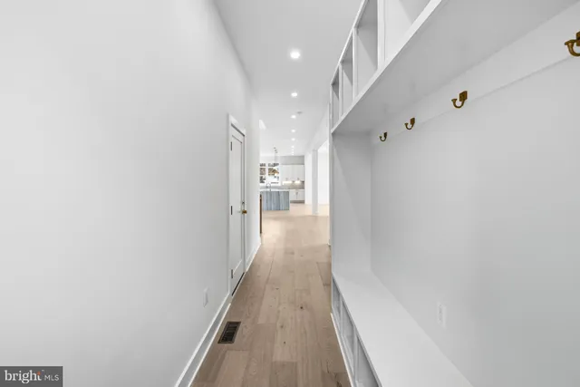 $2,485,000 | 719 Meadow Lane Southwest, Vienna, VA 22180